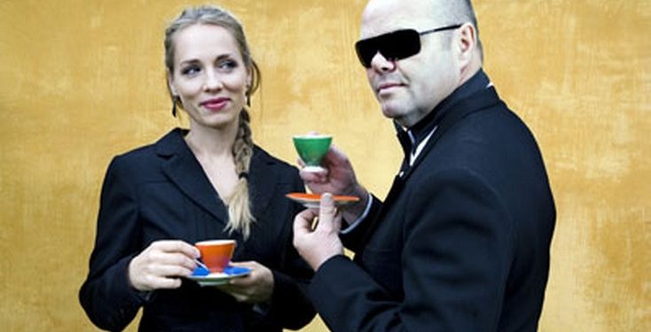 Souvenirs er sangerinden Sofie Bonde og musikeren Nils Torp. Pressefoto