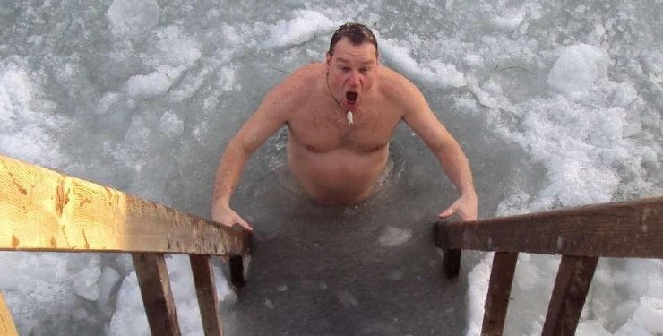 Friluftsrådet giver gode råd om vinterbadning. Foto: Friluftsrådet