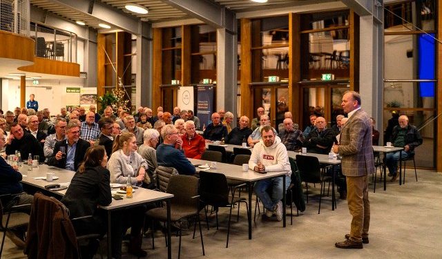 Bestyrelsesformand Michael Lundgaard Thomsen ved havnedag for alle i 2024. Foto: Hirtshals Havn.