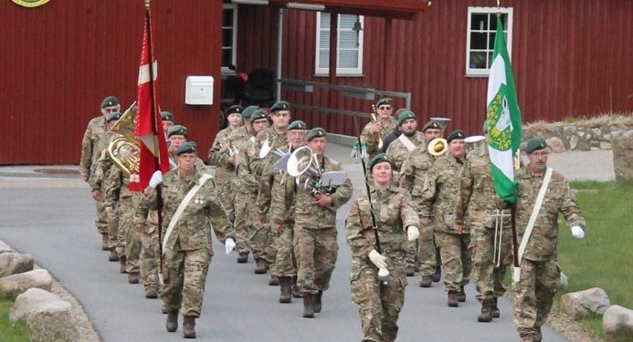 Hjemmeværnets Musikkorps Nordjylland er et brassband/tamburkorps, der er placeret i Hjørring. Foto: Hjemmeværnet