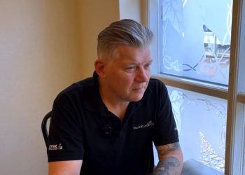 Daglig leder Jimmy Møller har rigeligt med arrangementer og koncerter at holde styr på resten af 2026 på Vendelbohus. Foto: HAS.