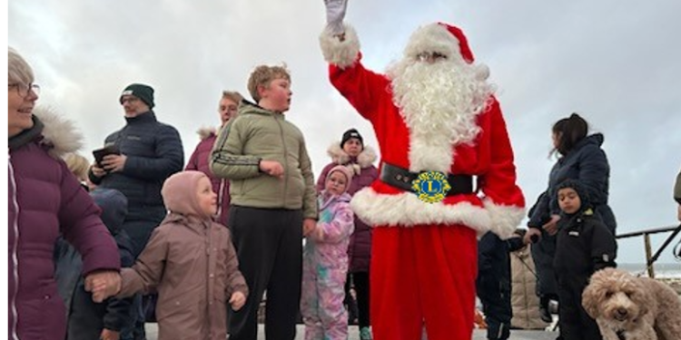 Julemanden på toppen af Trappen. Tjek lige hans bælte. Foto: Lions.