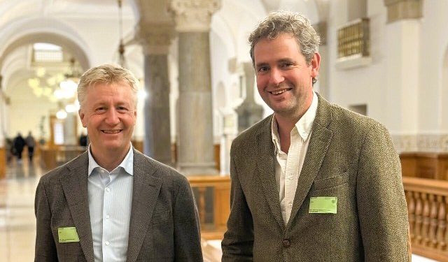 Formand, Karsten Mølgaard og direktør Esben Sverdrup-Jensen fra DPPO. Foto: Privat.