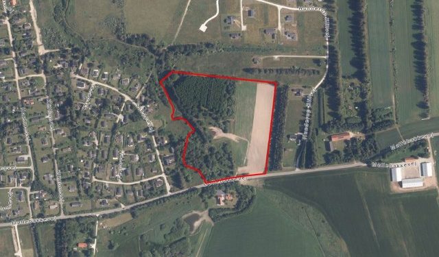 Kortet viser planområdet på luftfoto fra sommer 2025. Foto: Hjørring Kommune.