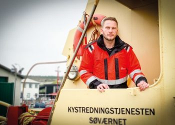 Morten Robert Olsen, stationsleder hos Kystredningstjenesten i Hanstholm, stod i spidsen for aktionen søndag den 5. oktober. Fiskerbåden Flipper havde fået motorstop 400 meter fra molen, hvor voldsomt vejr gjorde situationen livsfarlig. Der er 17 reddere tilknyttet stationen, og de ti af dem var på arbejde denne dag. Foto: Hanstholms Kystredningstjeneste.