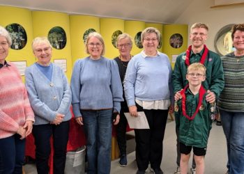 Haveholdet på Hirtshals Museum uddelte sommerens overskud til fem forskellige frivillige hold.