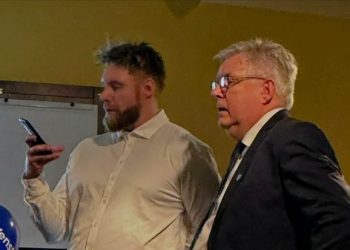 Far og søn - Jens Peter og Søren Smalbro. Foto: Privat.