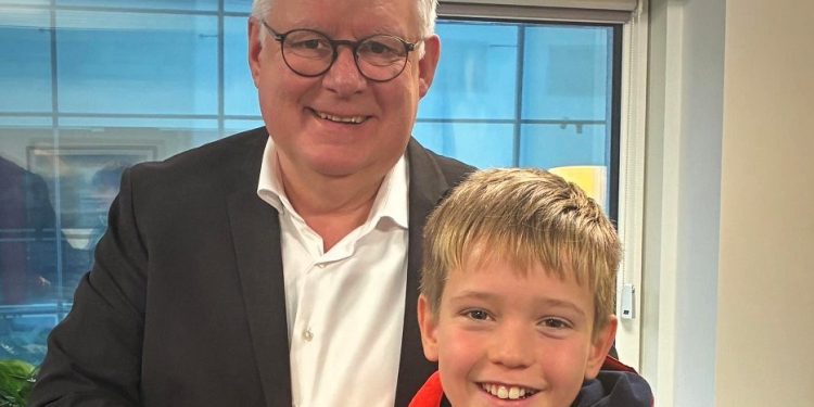 Søren Smalbro og Sirius fra Højene Skole. Foto: Privat.