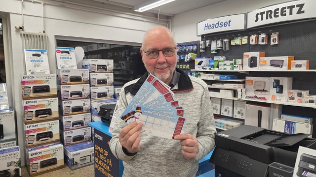 Tommy Høj er tovholder på juletotteriet hos Hirtshals Handel & Erhverv. Foto: Høj Data.