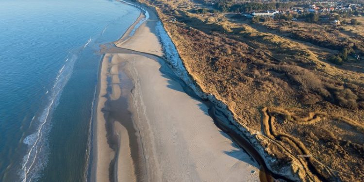 Tversted Å ved Tannisbugt. Foto: Henning Larsen.