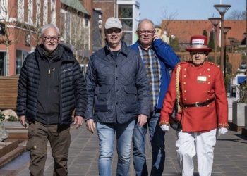 Krumme-banden Torben Elling, Niels Skipper, Pallew og Krumme bag bogen i Hjørrings Østergade. Arkivfoto: Arthurs Pirazkov