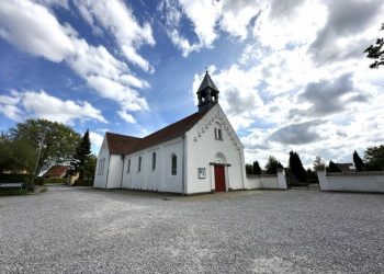 Vrå Valgmenighed er en grundtvigsk valgmenighed og en del af Folkekirken. Foto: Privat.