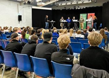 Skolevalg på Sindal Skole. Foto: Arkiv.