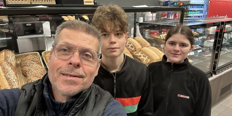 Spar er klar til en travl søndag. Foto: Privat.