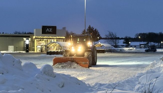 Snerydning hos A-Z ved Ringvejen i Hjørring. Foto (arkiv)Palle W. Nielsen