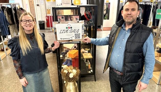 Dorthe og René Høst har en rigtig spændende 2HandStore i Hjørring. Foto: Palle W. Nielsen