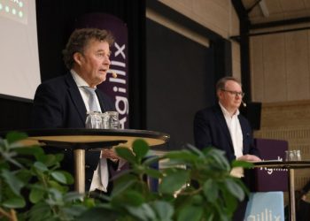 Carl Chr. Pedersen og Uffe Bertelsen. Foto: Agillix.
