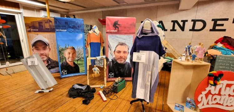 Sammen med andre udstiller Mads Halle Brun under Artic Marley sine tganker så at sige visuelt i Strandsalen på Vesthavnen. Foto: Privat.