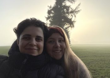 Sara, til venstre, og Ida glæder sig til at bo i Danmark. Privatfoto