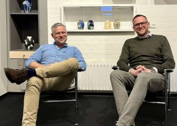 Direktør og partner Søren Jepsen fra Brix & Kamp sammen med Michael Vendelbo fra Erhverv Hjørring. Foto: Privat.
