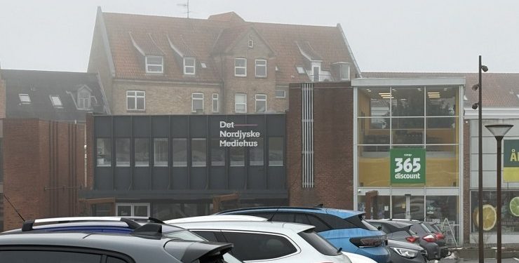 Det Nordjyske Mediehus har fortsat afdeling på Sct. Olai Plads i Hjørring - åbent efter aftale. Foto: Palle W. Nielsen