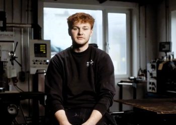 Anders er efter opholdet på fagskolen i lære som køleteknikker. Foto: Nordsøen Fri Fagskole.