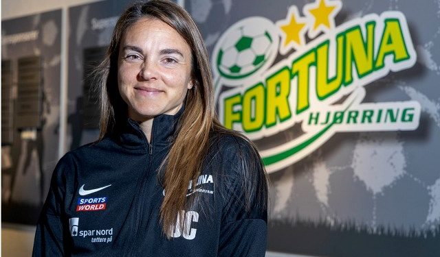 Janelle Cordia pådrog sig i efteråret under Europacup kampen mod Breidablik en diskusprolaps, der dog først blev opdaget i vinterpausen. Hun håber på, at komme tilbage i den grønne trøje, men koncentrerer sig i øjeblikket om sit arbejde som sportschef. Foto: Bente Poder.