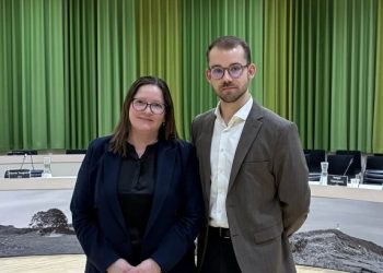 Formand Lone Olsen (V) og næstformand Mathias Holger Nielsen (C) fra Børne-, Fritids- og Undervisningsudvalget. Foto: Arkiv.