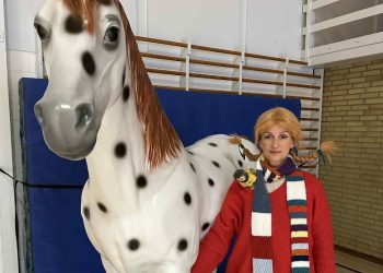 Pippi med hesten Lilla Gubben. Foto: HHE.
