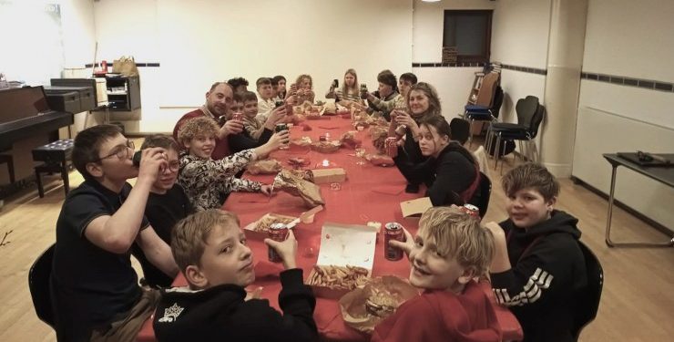 Festlig aften i sognehuset med fokus på de unge i Folkekirken hos Tversted Uggerby Pastorat. Privatfoto