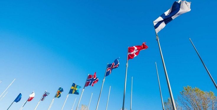 Foreningen Nordens flotte flag. Foto: Magnus Fröderberg/Norden.org