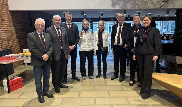 Bestyrelse og frivillige hos Bloddonorerne Vendsyssel. Foto: Ann Kristine Pedersen.
