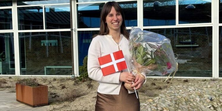 Emma Cens Jensen blev fejret for sin kandidatgrad hos Sustainable Fisheries and Aquaculture - DTU i Hirtshals. Foto: Privat.