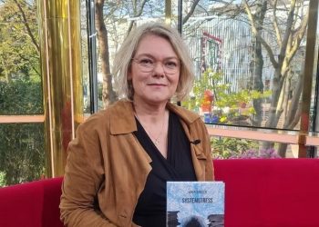 Karin B. Nissen giver redskaber til håndtering af borgernes systemstress fra begge sider af skrivebordet. Pressefoto