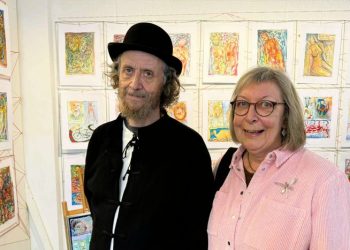 Henrik Woodpek og Lene Toft ved ferniseringen i Galleri Matique. Foto: Niels Skipper.