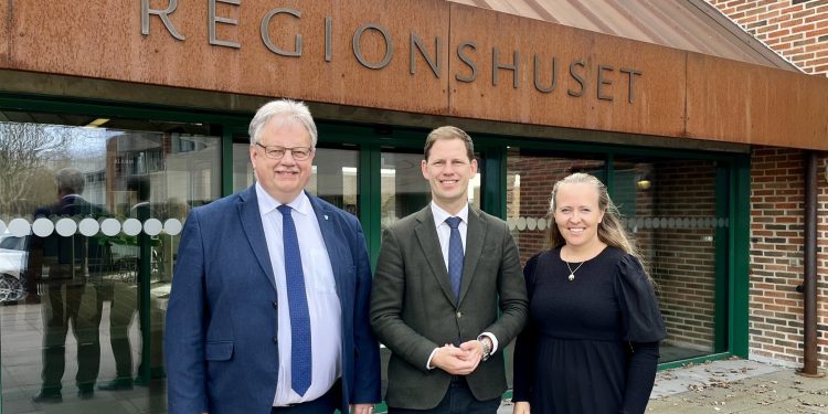 Mogens Gade, Mads Duedahl og Pia Buus Pinstrup. Foto: Region Nordjylland.