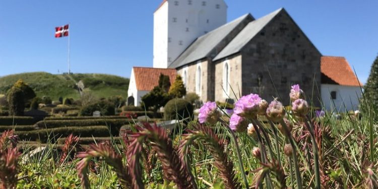 Skallerup Kirke: