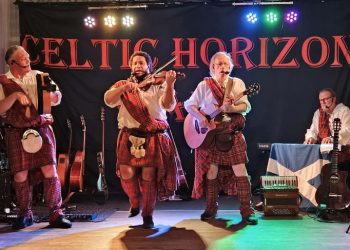 Celtic Horizon Band - Menno, Sebastian, Bob og Kaj på scenen på Restaurant Tannishus i Tversted den 21. marts 2026. Privatfoto