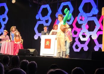 Lundergård Revyen 2026 - Man kan nemmest komme galt afsted! Foto: Jesper Kjærgaard