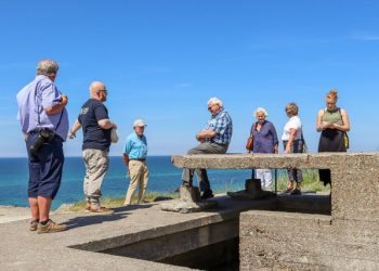 Formidlingschef Jens-Christian Hansen viser rundt på Bunkermuseet i Hirtshals. Foto: VHM.