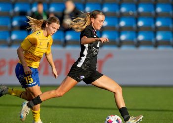 Josefine Valvik har været ude med en muskelskade i baglåret, men er nu klar til at sparke ekstra energi ind i Fortuna-mandskabet. Foto: Jess Madsen