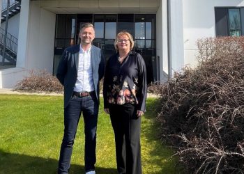 Lars Østerstrand Mikkelsen og Birgitte Pedersen hos HjulmandKaptain i Hjørring. Foto: Privat.