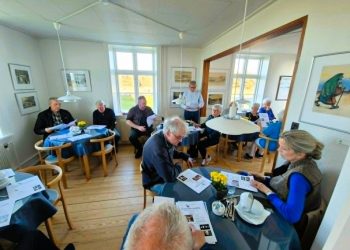 Flot fremmøde til Støtteforeningen Hirtshals Fyrs generalforsamling i Kaffestuen. Foto: Privat.