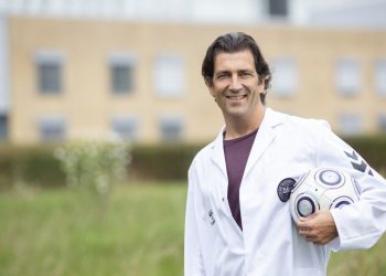 Thøger Persson Krogh, der er ledende overlæge på Sportsmedicinsk Center i Frederikshavn. Foto: Melsen Fonden.