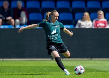 Nikoline Nielsen, der spillede sin næstsidste kamp inden skiftet til Barcelona, lavede forarbejdet for Sarah Dyrehauges mål, der blev kampens eneste. Foto: Jess Madsen.
