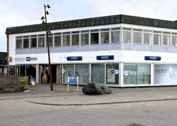 Hjørneejendommen ved Den Grønne Plads i Hirtshals. Foto: Niels Skipper.