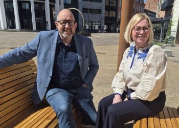 Handelschef Roy Linde Hansen og formand Christina Østergaard fra Hjørring Alliancen. Foto: HA: