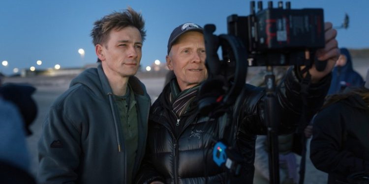 Instruktør Niels Arden Oplev (th) og filmens hovedrolleindehaver Esben Smed. Fotograf: Martin Dam Kristensen.