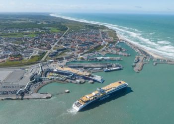 SuperSpeed 1 og 2 hos Color Line i Hirtshals Havn. Foto: Anders Martinsen.