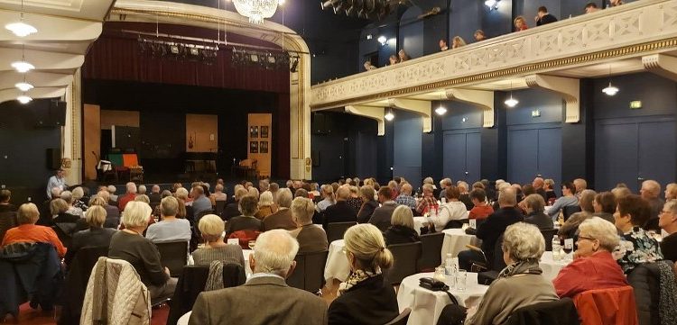 Teatersalen har sin helt egen stemning på Vendelbohus. Foto (arkiv): Hjørring Teater.